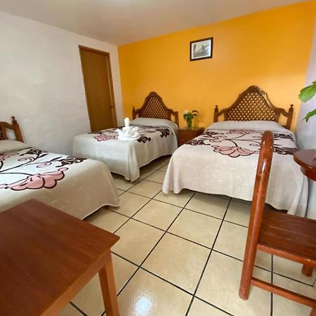 Hotel Posada Camelinas Pátzcuaro Dış mekan fotoğraf