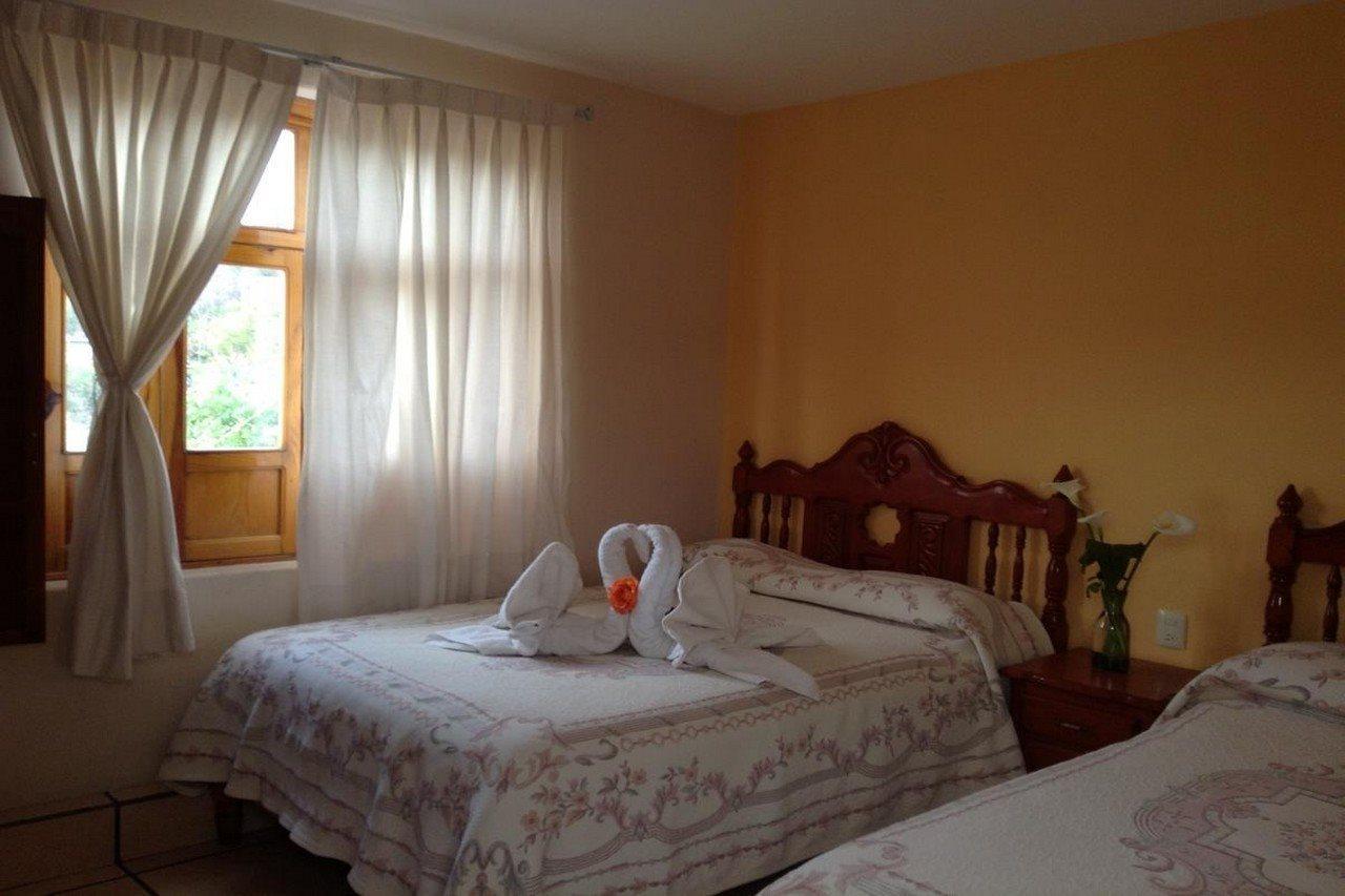 Hotel Posada Camelinas Pátzcuaro Dış mekan fotoğraf