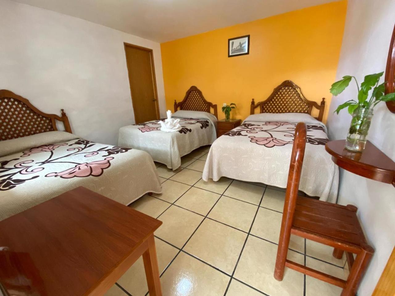 Hotel Posada Camelinas Pátzcuaro Dış mekan fotoğraf