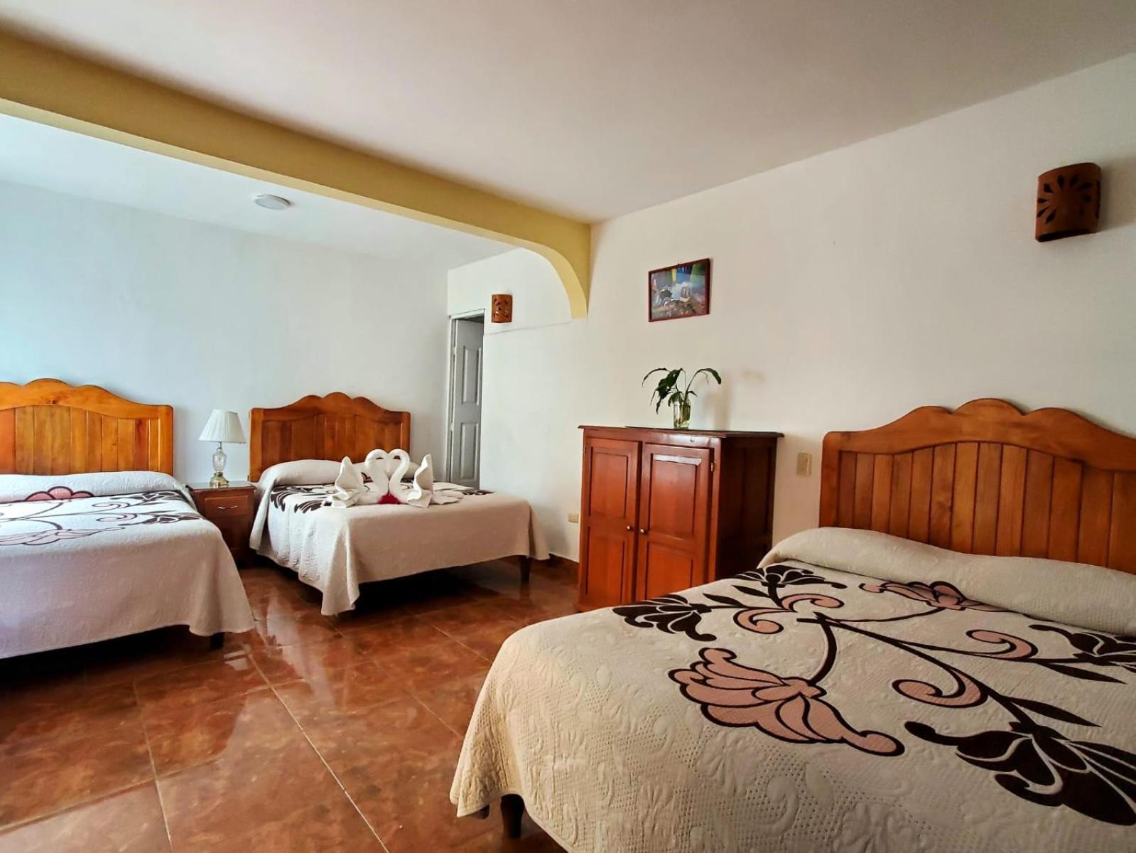 Hotel Posada Camelinas Pátzcuaro Dış mekan fotoğraf
