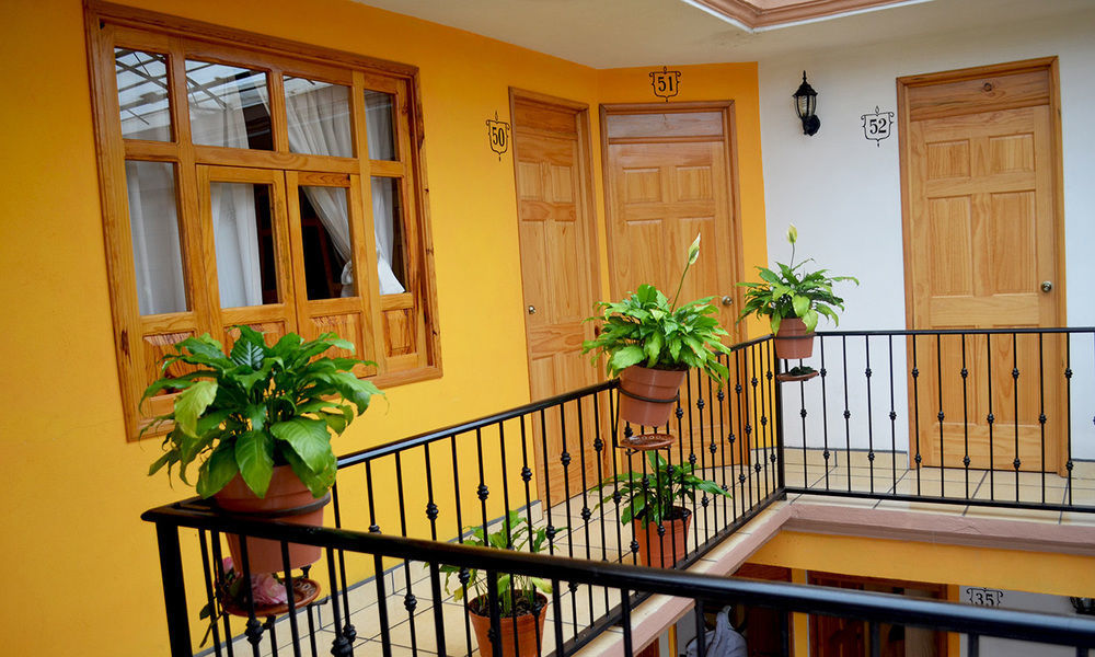 Hotel Posada Camelinas Pátzcuaro Dış mekan fotoğraf